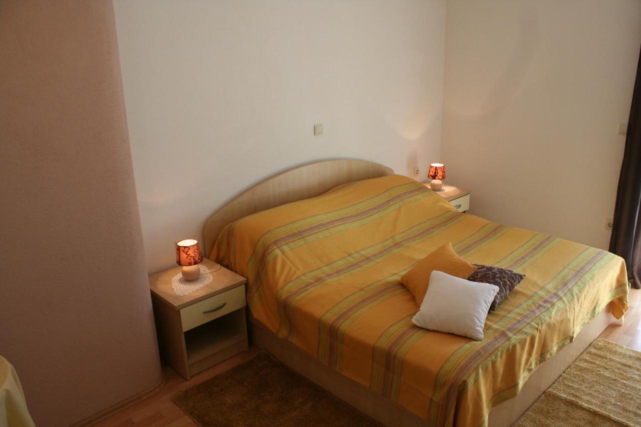 Rooms & Apartments Villa Anka Tučepi Pokoj fotografie